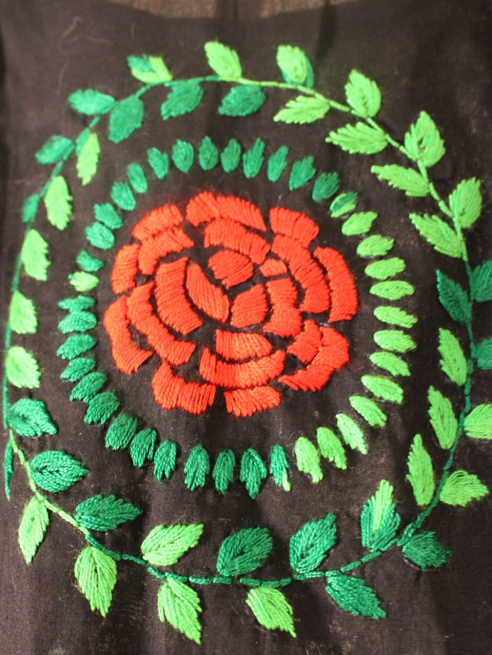 Rare Handmade Kantha Embroidered Bangladesh Cotton Dress - Picture 15 of 16